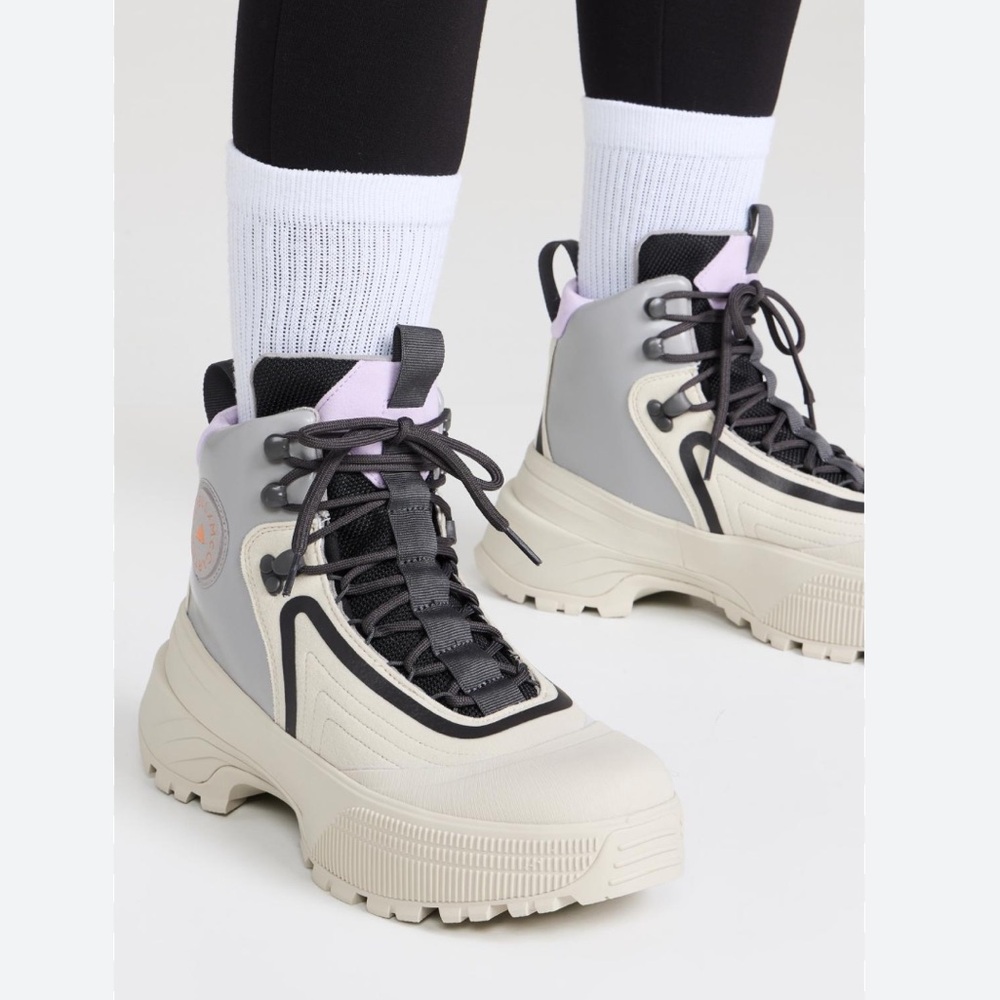 ADIDAS BY STELLA MCCARTNEY X TERREX HIKING BOOTS women’s size 10